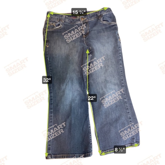 Lane Bryant Blue Relaxed Jeans with Wide-Leg Cut and Distressed capri crop - Picture 2 of 8